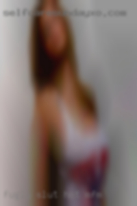 Fugly slut hot pussy and kunna MFM. Fugly slut hot pussy and kunna MFM.