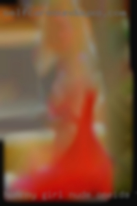 Honrny girl nude playing with pussy in Oneida, Tennessee.