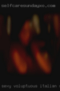 Sexy voluptuous italian babes naked South Carolina fucking.