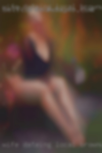 Wife dateing local woman milf fun in Brownwood, Texas.